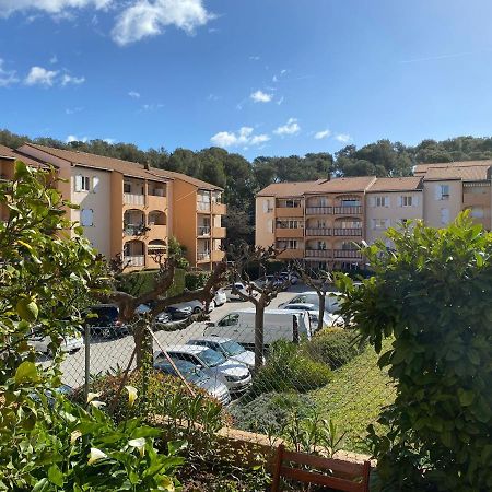 Charmant Studio Costebelle Proche Gare, Terrasse Et Parking Gratuit Apartment อิแยร์ ภายนอก รูปภาพ